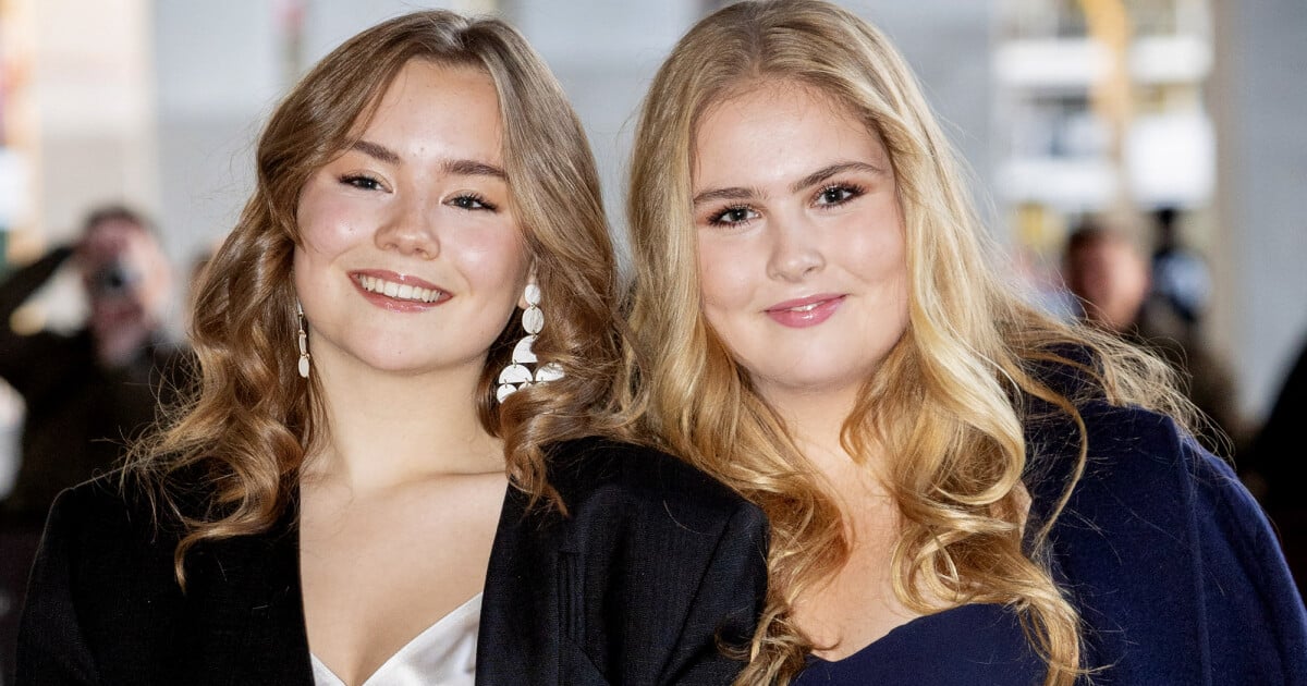 Amalia en Ariane uit Nederland verenigd en met elkaar verweven: hindeogen en hoge hakken, de prinsessen halen alles uit de kast.