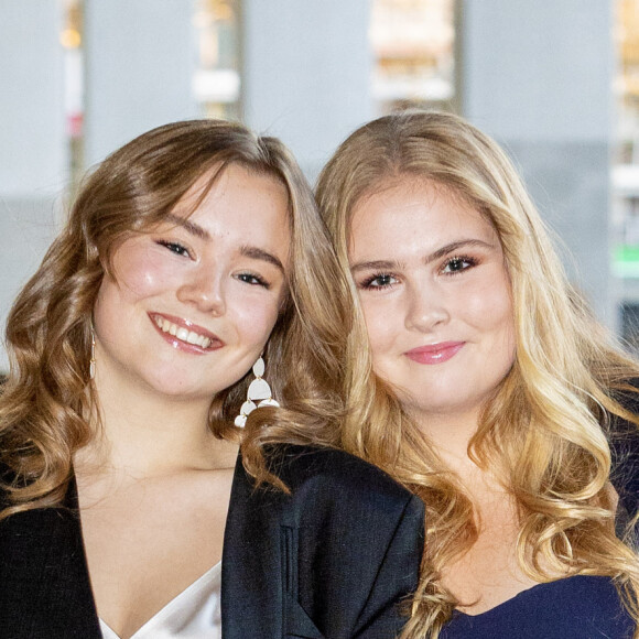 La princesse Ariane et la princesse Amalia - La famille royale des Pays-Bas à son arrivée au "Kingsday Concert" à la Salle Ahoy à Rotterdam. Le 19 avril 2023 