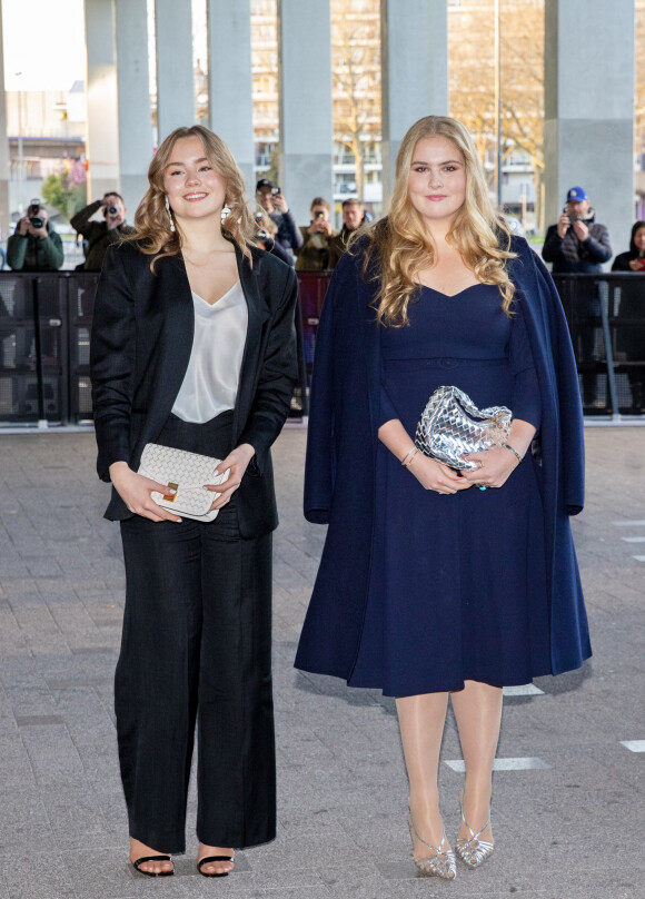 La princesse Ariane et la princesse Amalia - La famille royale des Pays-Bas à son arrivée au "Kingsday Concert" à la Salle Ahoy à Rotterdam. Le 19 avril 2023 