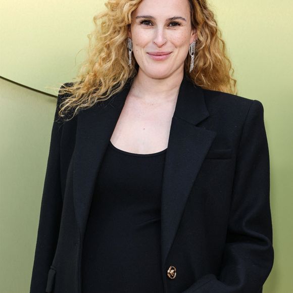Rumer Willis - Les célébrités au défilé de mode automne-hiver 2023/2024 "The Versace" au Pacific Design Center à Los Angeles, le 9 mars 2023. 