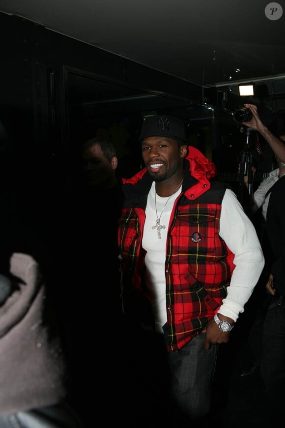 50 Cent a mis le feu au VIP Room, jeudi 25 février, après son concert événement au Zénith de Paris.