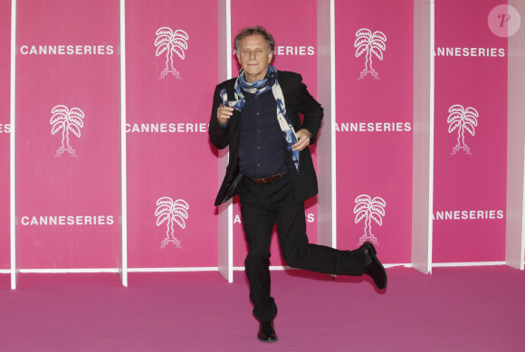 Charles Berling - 5ème saison du festival International des Séries "Canneseries" à Cannes, France, le 3 avril 2022. © Denis Guignebourg/Bestimage