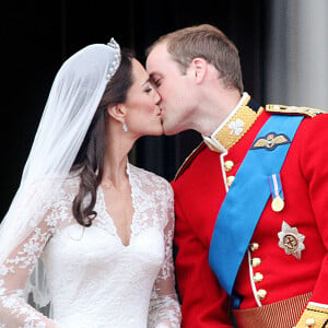 Le prince William et Kate Middleton fêtent leurs 12 ans de mariage ce samedi.
Mariage du prince William, duc de Cambridge et de Catherine Kate Middleton à Londres.