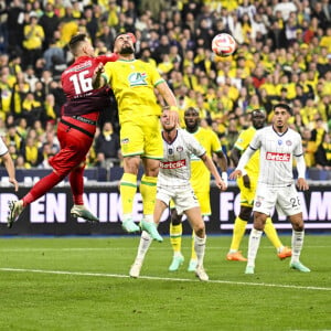 Kjetil Haug (TFC) vs Andy Delort (Nantes) - Finale de la Coupe de France de Football 2023 : FC Nantes vs Toulouse FC (1-5) au Stade de France. Paris, France le 29 Avril 2023. © Cyril Moreau / Bestimage