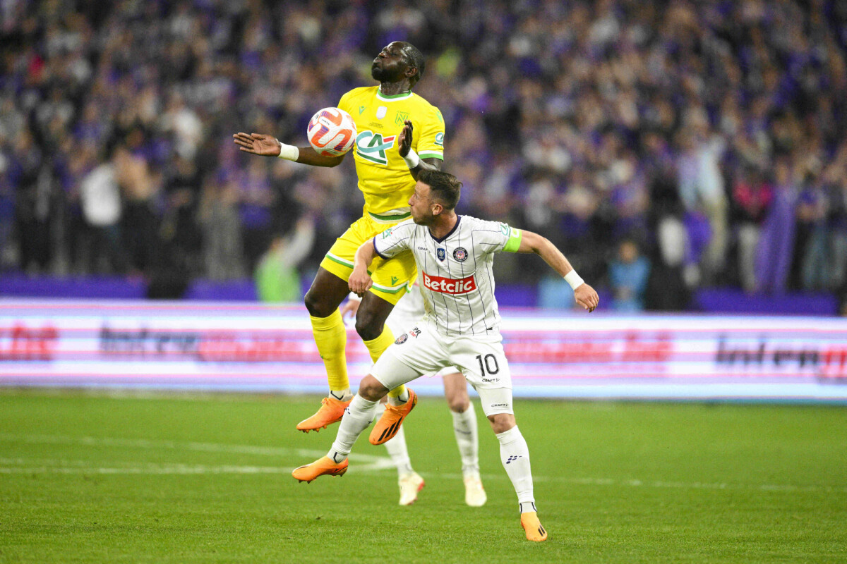 Photo : Les Joueurs Toulousains Ont Battu Nantes 5 à 1. Brecht ...