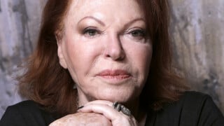 Mort de Régine : Une sortie flamboyante, une centaine d'amis... ses obsèques incroyables