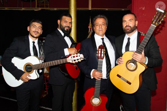 Exclusif - Chico and the Gypsies - Backstage de l'enregistrement de l'émission "Chantons Aznavour" aux Folies Bergère à Paris, diffusée le 10 décembre à 21h05 sur France 3 © Pierre Perusseau / Bestimage