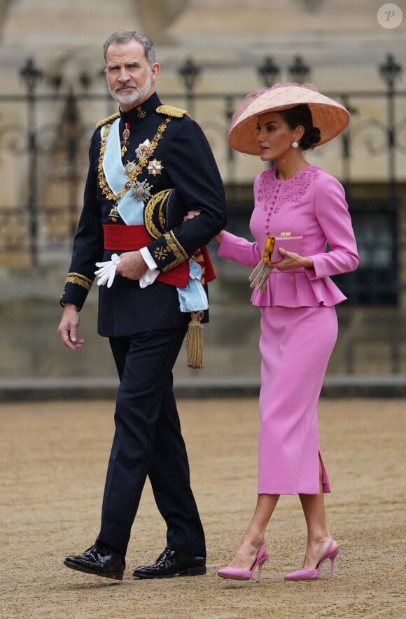 Le roi Felipe VI et la reine Letizia d'Espagne - Les invités arrivent à la cérémonie de couronnement du roi d'Angleterre à l'abbaye de Westminster de Londres, Royaume Uni, le 6 mai 2023.