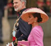 Très élégant dans son smoking, le prince avait l'air ravi de vivre ce beau rassemblement de familles royales étrangères et s'en souviendra sûrement longtemps.
Le roi Felipe VI et la reine Letizia d'Espagne - Les invités à la cérémonie de couronnement du roi d'Angleterre à l'abbaye de Westminster de Londres, Royaume Uni, le 6 mai 2023.