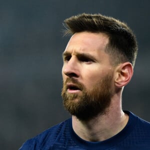 D'après le média El Pais, le PSG a apprécié les excuses de Lionel Messi.
Lionel Messi lors du match de championnat de Ligue 1 Uber Eats opposant le Paris Saint-Germain à l'Olympique Lyonnais au Parc des Princes à Paris le 2 avril 2023. © Panoramic / Bestimage