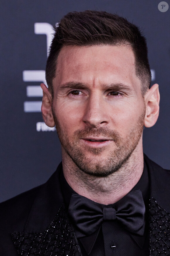 Lionel Messi lors de la cérémonie des Best FIFA Football Awards à la salle Pleyel à Paris le 27 février 2023. © Cyril Moreau / Bestimage