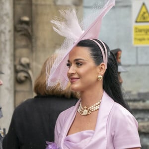 Arrivée à Londres il y a plusieurs jours, elle a assisté à la messe ce samedi.
Katy Perry - Sortie de la cérémonie de couronnement du roi d'Angleterre à l'abbaye de Westminster de Londres, Royaume Uni, le 6 mai 2023. 