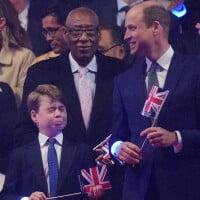 Le prince George gêné par son père : ce geste du prince William au concert du couronnement ne passe pas inaperçu