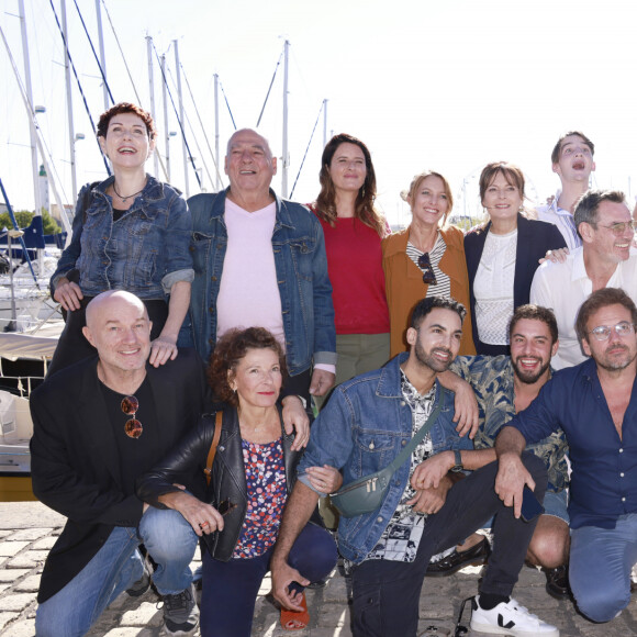 Marie Réache, Michel Cordes, Anne Decis, Elodie Varlet, Cécilia Hornus, Jérôme Bertin, Marie Mallia, Léa François, Florian Lesieur, Lola Marois, Laurent Kérusoré, Caroline Riou, Eleonore Sarrazin, Horya Benabet, Pierre Martot, Sylvie Flepp, Joakim Latzko, Marwan Berreni, Stéphane Hénon, Tim Rousseau, Thibaud Vaneck PLUS BELLE LA VIE Le festival de fiction TV de La Rochelle samedi 17 septembre 2022. © Christophe Aubert via Bestimage