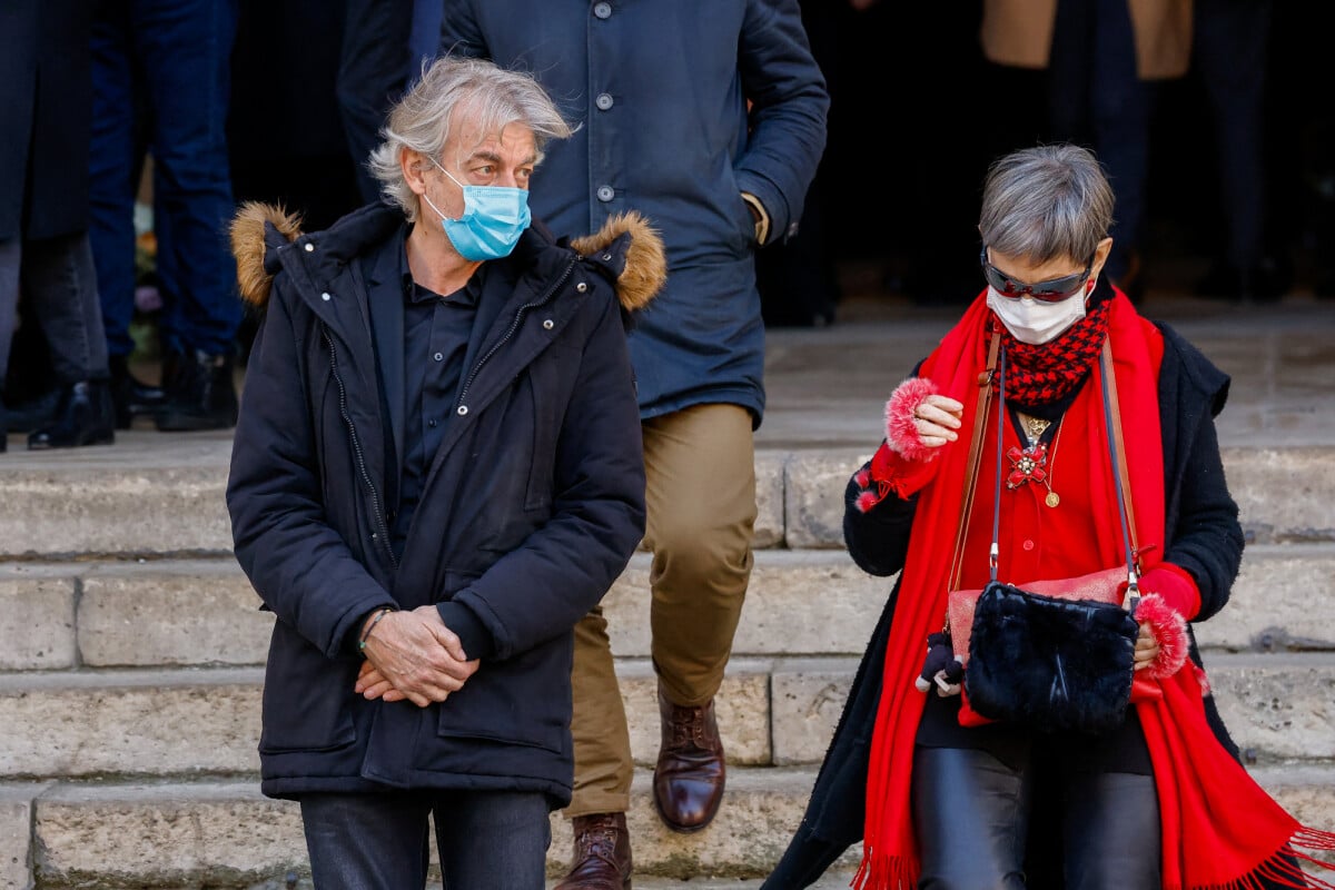 Photo Gilles Verdez Isabelle Morini Bosc Sorties des obsèques de