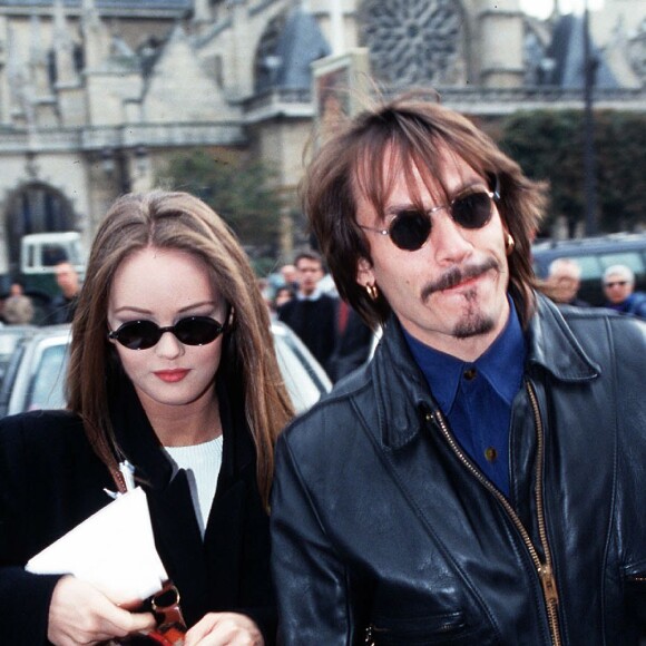 Florent Pagny et Vanessa Paradis sont restés ensemble pendant 3 ans.
Vanessa Paradis et Florent Pagny 