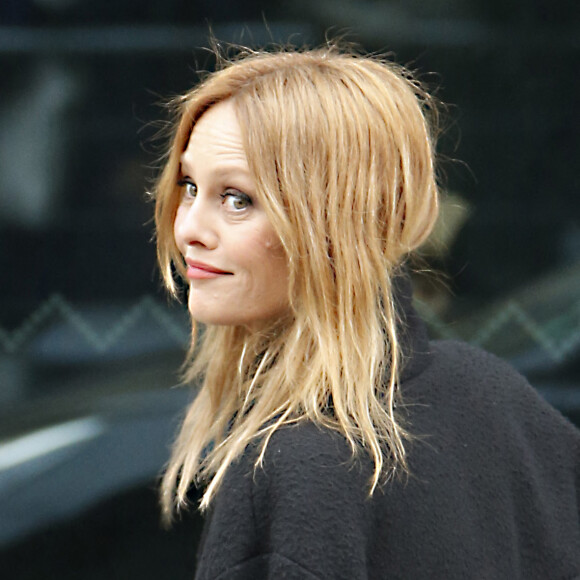 Vanessa Paradis - Arrivées et sorties du défilé Chanel Haute-Couture 2022 au Grand Palais Ephémère dans le cadre de la Fashion Week de Paris, France, le 25 janvier 2022. © Christophe Aubert via Bestimage