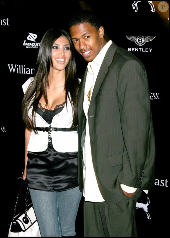 Et en épluchant son passé, on se rend compte que la jolie brune a été en couple avec l'ex d'une diva mondialement connue.
Kim Kardashian et Nick Cannon en 2006.