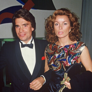 Entre Bernard et Dominique Tapie, les choses semblaient impossibles.
Bernard Tapie et sa femme Dominique 