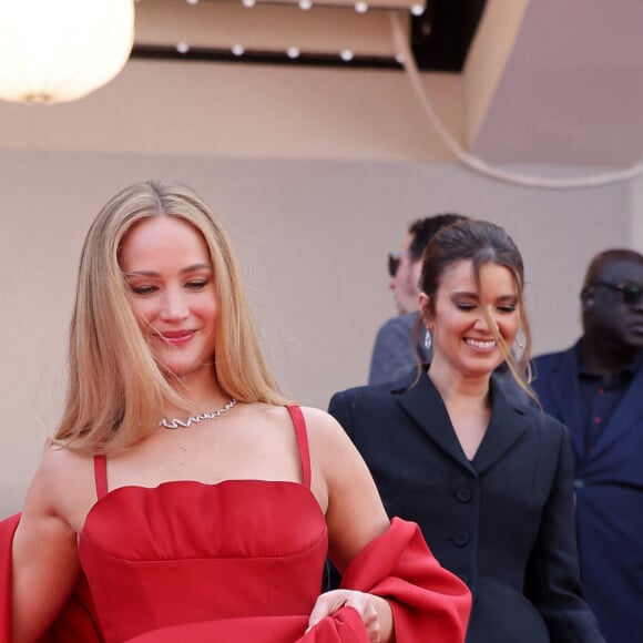 Jennifer Lawrence - Montée des marches du film « Anatomie d’une chute » lors du 76ème Festival International du Film de Cannes, au Palais des Festivals à Cannes. Le 21 mai 2023 © Jacovides-Moreau / Bestimage