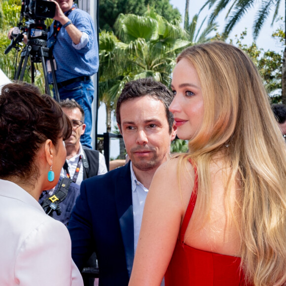 Jennifer Lawrence - Montée des marches du film "Anatomie D'une Chute" lors du 76ème Festival International du Film de Cannes, au Palais des Festivals à Cannes, France, le 21 mai 2023. © Olivier Borde/Bestimage