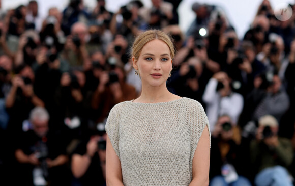 La productrice Jennifer Lawrence au photocall de "Bread and Roses" lors du 76ème Festival International du Film de Cannes, le 21 mai 2023. © Jacovides / Moreau / Bestimage