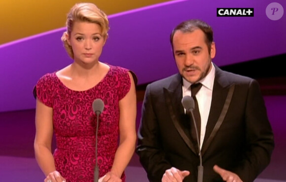 Virginie Efira et François-Xavier Demaison remettent le prix du Meilleur montage au film Le Prophète.
