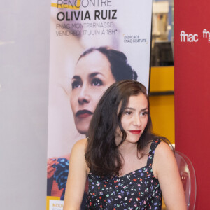 Exclusif - Olivia Ruiz - Rencontre Fnac avec Olivia Ruiz, à la Fnac Montparnasse - Paris le 17/06/2022 - © Jack Tribeca / Bestimage
