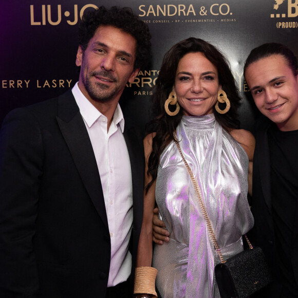 Cette année encore, la suite Sandra & Co reçoit un grand nombre de personnalités.
Exclusif - Tomer Sisley, Sandra Sisley et Dino Zeitoun Sisley lors de la soirée à la suite Sandra & Co lors du 76ème Festival International du Film de Cannes, France, le 20 mai 2023. © Aurelio Stella/Bestimage