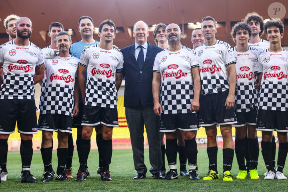 Charles Leclerc, le prince Albert II de Monaco - Match de charité de la 30ème édition du "World Stars Football" avec des pilotes de F1 et des stars du football au profit de l'association "Star Team For The Children" au stade Louis II à Monaco le 23 mai 2023.