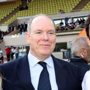 Lisa Caussin Battaglia (vice-championne du monde de jetski à bras), le prince Albert II de Monaco, Charles Leclerc - Match de charité de la 30ème édition du "World Stars Football" avec des pilotes de F1 et des stars du football au profit de l'association "Star Team For The Children" au stade Louis II à Monaco le 23 mai 2023. © Claudia Albuquerque/Bestimage