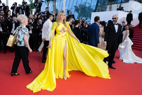 Heidi Klum - Montée des marches du film " La passion de Dodin Bouffant " lors du 76ème Festival International du Film de Cannes, au Palais des Festivals à Cannes. Le 24 mai 2023 © Olivier Borde / Bestimage 