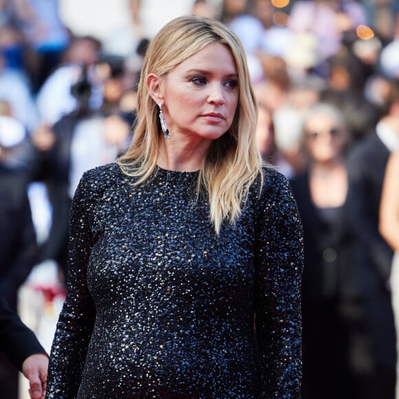 Virginie Efira (enceinte) - Montée des marches du film « La passion de Dodin Bouffant » lors du 76ème Festival International du Film de Cannes, au Palais des Festivals à Cannes. Le 24 mai 2023 © Jacovides-Moreau / Bestimage