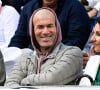 L'un des fils de Zinedine Zidane bientôt avec l'équipe d'Algérie ?
Zinedine Zidane et sa femme Véronique Zidane - Les célébrités lors des Internationaux de France de Tennis de Roland Garros. © Federic Pestellini / Panoramic / Bestimage