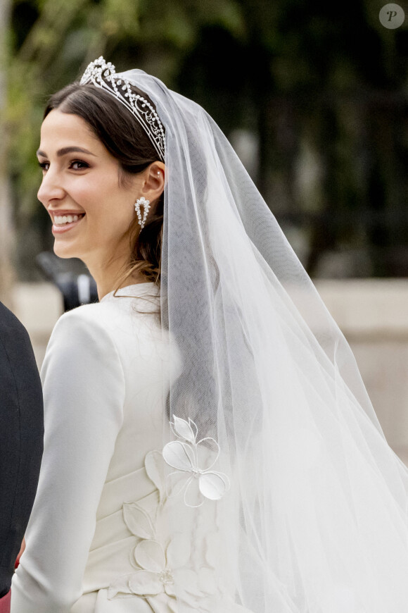 Rajwa al Saif - Mariage du prince H.de Jordanie et de Rajwa al Saif, au palais Zahran à Amman Jordanie), le 1er juin 2023. 