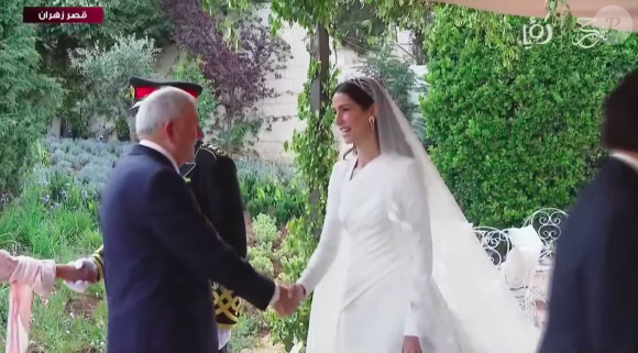 Le prince Hussein de Jordanie s'est marié avec Rajwa. 