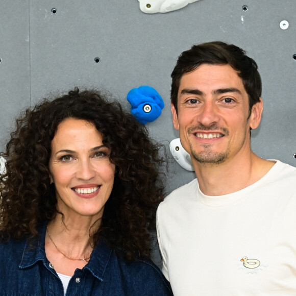 Claude Dartois ( chauffeur de maitre et personnalite de la television - ancien Koh Lanta ) et Linda Hardy ( actrice et mannequin - Miss France 1992 ) - Inauguration de la plus grande salle d'escalade du monde, Climb Up, à Aubervilliers le 12 mai 2022. © Federico Pestellini / Panoramic / Bestimage