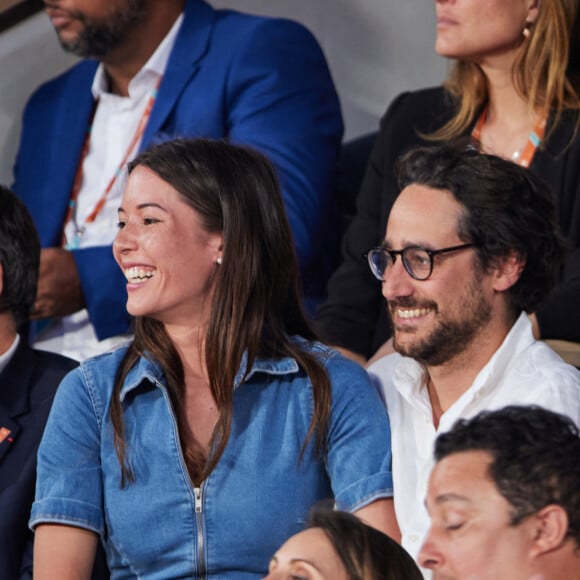 Thomas Hollande avec sa femme Emilie Broussouloux - Tribunes lors des Internationaux de France de tennis de Roland Garros 2023, à Paris, le 6 juin 2023. © Jacovides-Moreau/Bestimage