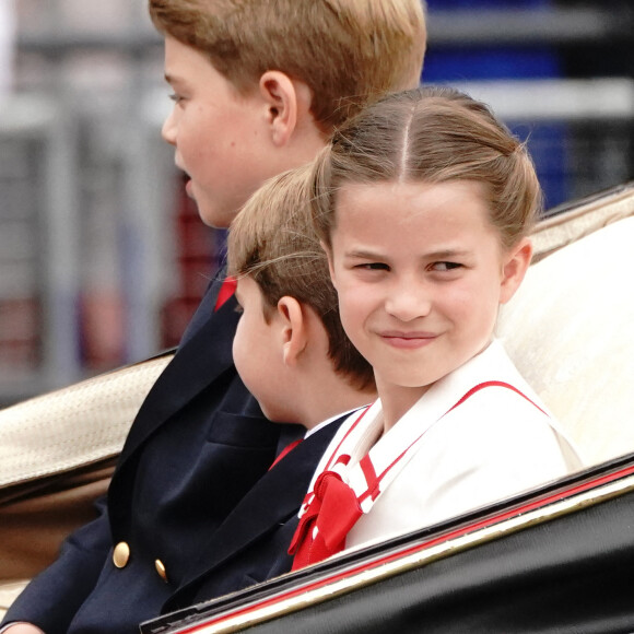 Le carrosse qui transporte la reine Camilla, George, Charlotte et Louis, ainsi que leur maman lors de la cérémonie "Trooping the color", le 17 juin 2023. Photo by Victoria Jones/PA Wire/ABACAPRESS.COM