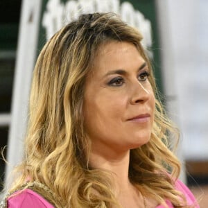 Marion Bartoli pas tendre avec la nouvelle sensation du tennis mondial
Marion Bartoli interview C. Alcaraz sur le court central lors des internationaux de France de tennis de Roland Garros.