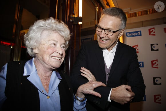 Claude Sarraute et Laurent Ruquier à la projection au Théâtre Antoine du documentaire sur Laurent Ruquier On ne demande qu'à le connaitre que Gerard Miller a realisé pour France 2 à Paris le 2 décembre 2012.