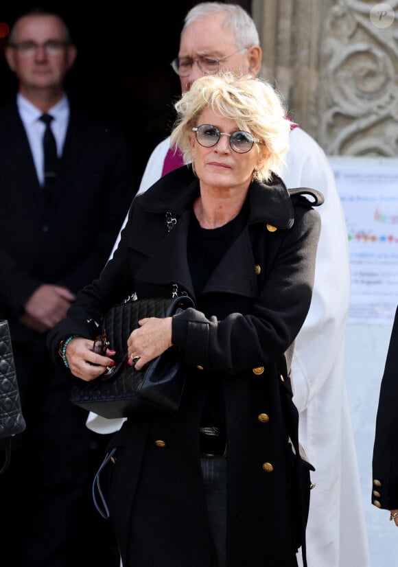 Exclusif - Sophie Davant - Funérailles du restaurateur Jacques Aviegne, dit Miocque en l'église Saint-Augustin à Deauville, France, le 7 octobre 2022. © Dominique Jacovides/Bestimage