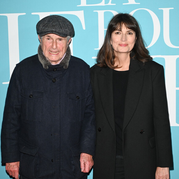 Claude Lelouch et sa compagne Valérie Perrin - Avant-première du film "La Vie pour de vrai" au cinéma Pathé Wepler à Paris le 18 avril 2023. © Coadic Guirec/Bestimage