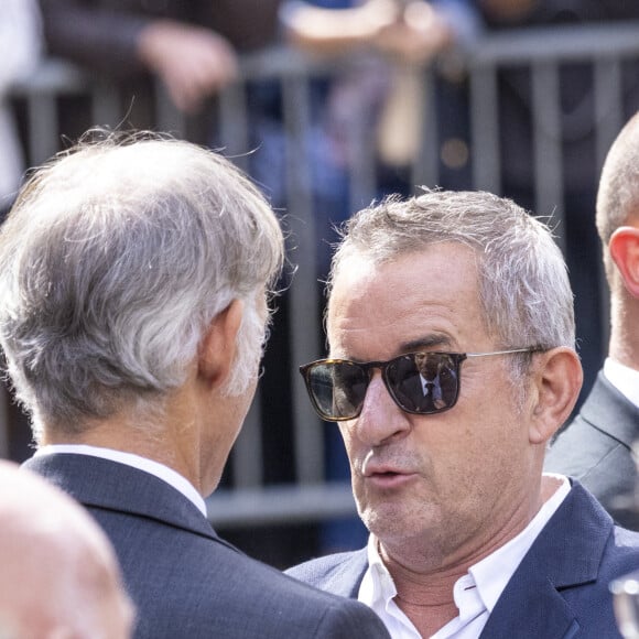 Paul Belmondo, Christophe Dechavanne - Sorties - Obsèques de Jean-Paul Belmondo en l'église Saint-Germain-des-Prés, à Paris le 10 septembre 2021. © Cyril Moreau / Bestimage