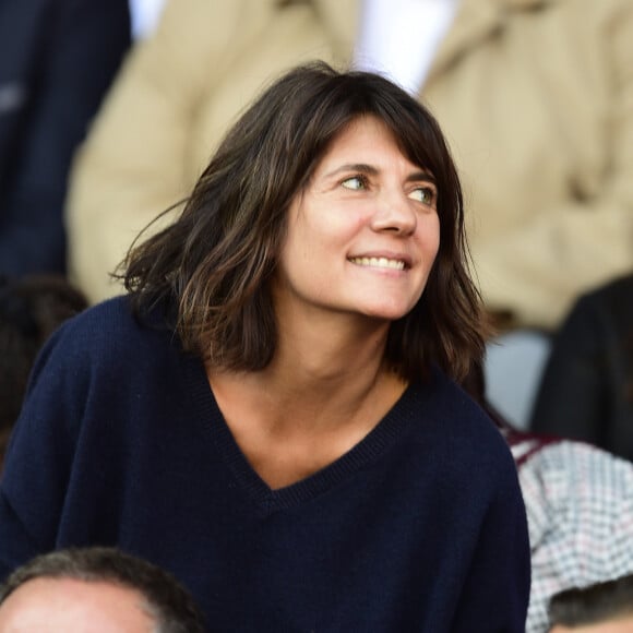 Estelle Denis dans les tribunes lors du match de championnat de Ligue 1 Conforama opposant le Paris Saint-Germain au Racing Club de Strasbourg Alsace au Parc des princes à Paris, France, le 14 septembre 2019. Le PSG a gagné 1-0. © Jean-Baptiste Autissier/Panoramic/Bestimage 