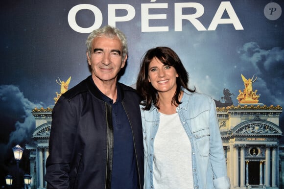 Estelle Denis et Raymond Domenech se sont séparés - Estelle Denis et son compagnon Raymond Domenech - Les célébrités à la première de l'escape game grandeur nature "Inside Opéra" au Palais Garnier à Paris, France, le 4 juin 2018. © Veeren/Bestimage