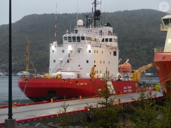 Il avait signé le projet de ce voyage dans le fond de l'océan, avant de se rétracter.
Les garde-côtes canadiens se préparent à rechercher le submersible Ocean Gate Expeditions en perdition près du Titanic, au large de l'Atlantique, le 21 juin 2023.