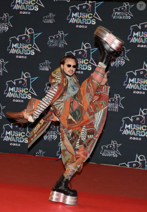 Yanis Marshall au photocall de la 24ème édition des "NRJ Music Awards (NMA)" au Palais des Festivals à Cannes le 18 novembre 2022. © Dominique Jacovides / Bestimage