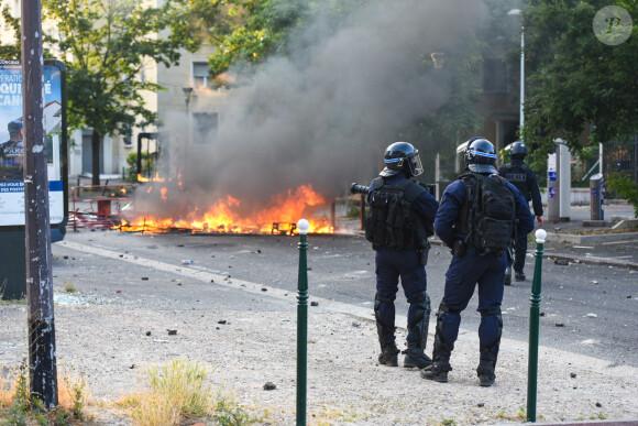 Image des violences qui ont suivi la mort d'un jeune homme de 17 ans, Naël, à Nanterre, entre le 27 et le 28 juin 2023