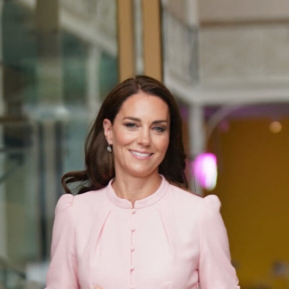 Kate Middleton, princesse de Galles et marraine du V&A, en visite au Young V&A à Bethnal Green, dans l'est de Londres, avant sa réouverture public samedi. 28 juin 2023 à Londres.